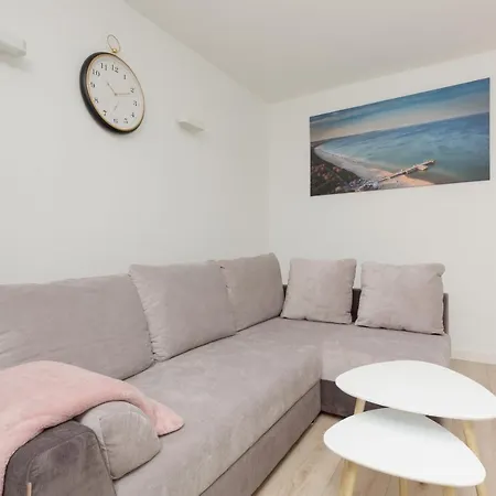 Two-Bedroom Apartament Gdansk 650 M Brzezno Beach By Noclegi Renters Exterior photo
