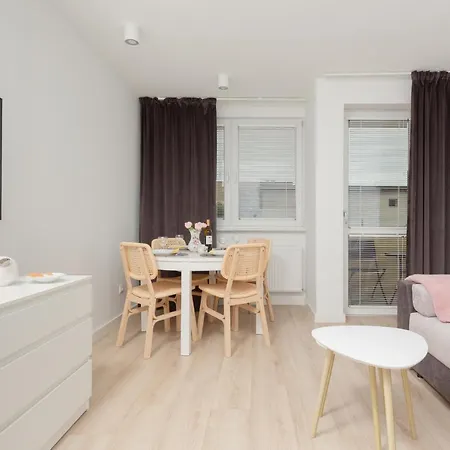 Two-Bedroom Apartament Gdansk 650 M Brzezno Beach By Noclegi Renters Exterior photo