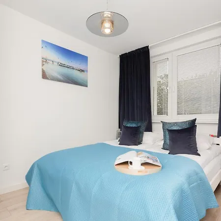 Two-Bedroom Apartament Gdansk 650 M Brzezno Beach By Noclegi Renters Exterior photo