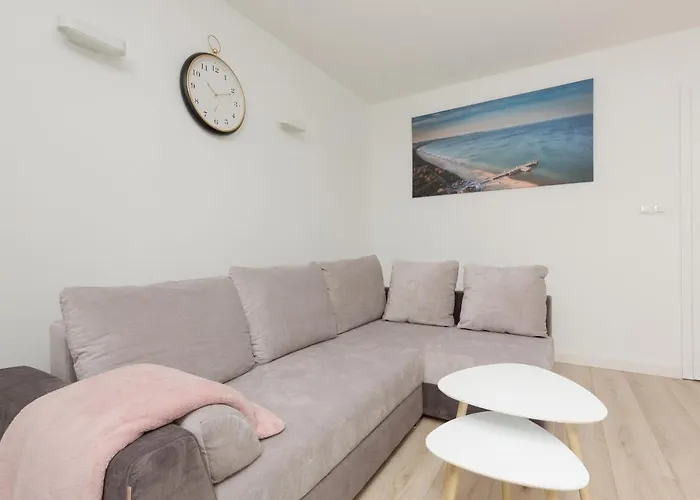 Two-Bedroom Apartament Gdansk 650 M Brzezno Beach By Noclegi Renters